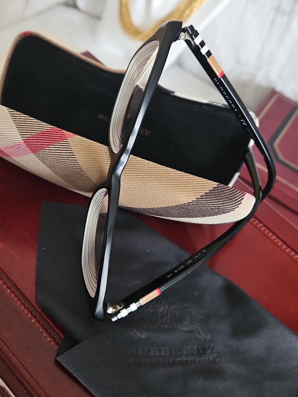 Burberry Eyeglasses & Hard Case & Cleaning Cloth.